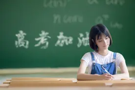 填报高考志愿，选择税务专业有前途吗？图片