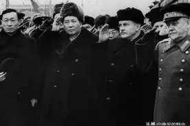 毛主席首次访问苏联，斯大林态度强势，两人交锋藏于微笑之间图片