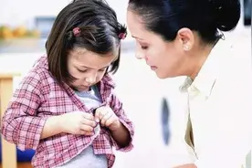 中国式家长：女孩不许爱美！忽视孩子的合理需求，会产生匮乏心态图片