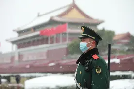 飞雪抵达，他们坚守在战位图片