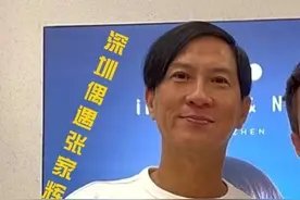 “渣渣辉”近况！54岁的张家辉，皱纹凸显，发际线也逐渐后移图片