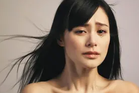 照片门12年，阿娇被诅咒的爱情：3个男人，3颗冻卵，1个秘密图片