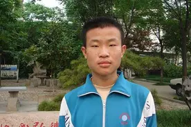 连夺2次奥数金牌，保送北大；老师夸他太优秀，却又愁他孤僻性格图片