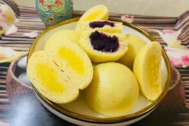 夏季不妨给玉米面中包点它们，做两款棉花包，松软好吃，调理肠胃图片