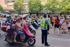 潮州：多措并举缓解交通压力 护航校园周边道路安全畅通图片