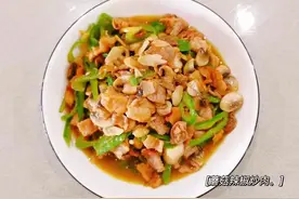冬天，家庭主妇做的四荤一素，营养又好吃，有没有你喜欢吃的图片