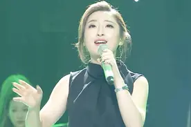 金美儿演唱改编《二月里来》，一首触动心弦的歌，重温抗战年代