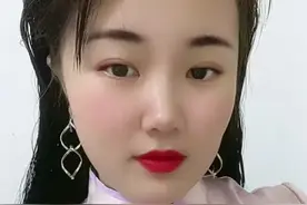 梨花飞过情人泪，万般相思盼君归图片