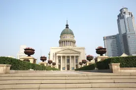 实拍天津音乐厅，那是老天津人记忆中的平安电影院图片