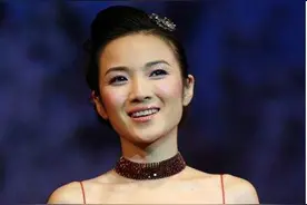 她是央视美女主持人，低调嫁给神秘老公，如今49岁婚姻很幸福图片