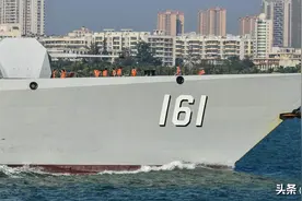湛江军港偶遇内蒙第一舰 呼和浩特导弹驱逐舰性能先进实力强大图片