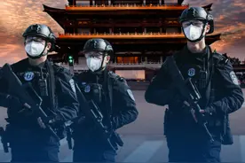 长沙特警抗疫一线的震撼“大片”，你见过吗？ | 全民战疫长沙有爱 #防控疫情我们在一起#图片