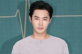 40岁韩流鼻祖将大婚！自小生活心酸，24岁才见生母，如今终获幸福图片