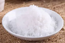 精盐吃加碘的好还是不加碘的好？今天终于知道了，以后别再乱买了图片