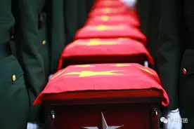 第八批在韩中国人民志愿军烈士遗骸安葬仪式见闻图片