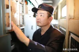 “我是真的喜欢修火车！”图片