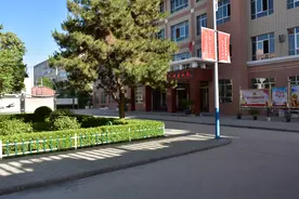校园的早晨图片