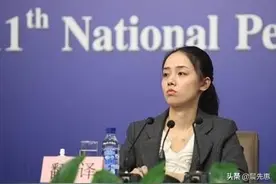 外交部美女翻译姚梦瑶：才貌双全，被称为“清新女神”图片