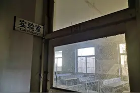 山西一校长在学校发生肺结核疫情后获刑，有人称时任市委书记曾口头命令吊销该学校办学许可证图片
