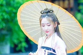 你更愿意跟谁一起去旅行？为什么更多人喜欢约陌生人？网友：自在图片