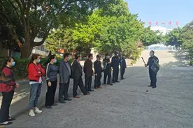 莆田第十一中学开展防暴器材使用培训及处突实战演练图片