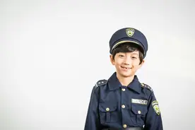 同样的专业，这五类学生毕业后却不能直接当警察，报考时要留意图片