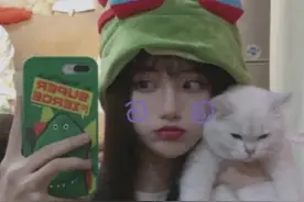 两性关系：微信朋友圈有这种表现的女人，城府往往都很深图片