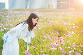 让女人动情的好方法：“存在感效应”图片