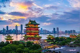 滕王阁｜落霞与孤鹜齐飞，秋水共长天一色…图片