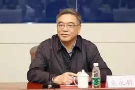 朱永新：幸福比成功更重要，成人比成才更重要图片