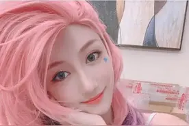 南波儿甜美、沫子冷艳，6大网红女主播COS萨勒芬妮，哪个更戳你？图片