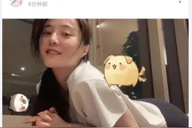 范冰冰宅家晒出健身美照，对镜头甜笑，不怕被传新恋情大秀戒指图片