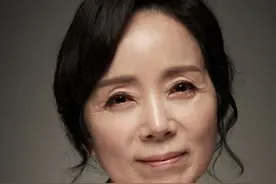 演员金敏京去世享年61岁，曾出演《拥抱太阳的月亮》《隧道》图片