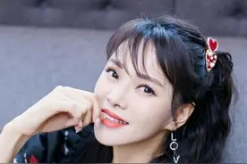 伊能静，从被抛弃的童年和失败的婚姻中走出来，她终于成为了自己图片