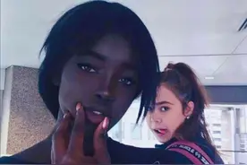 惊艳！被网友称为非洲最美女孩，她到底可以美成什么样图片