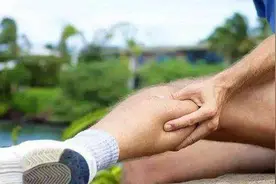 腿脚抽筋？中医告诉你是哪里出了问题，2味中药组妙方专治抽筋图片