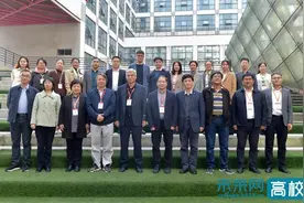 全国高等学校城乡规划专业教育评估专家组到合肥工业大学评估考查图片