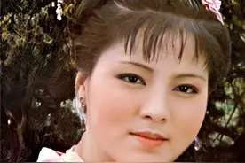 红楼梦：难怪袭人嫁给蒋玉函后依然无孕，看王夫人对她做了什么？图片
