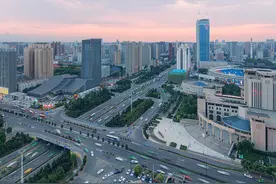 两座省会犹如“双胞胎”，一座成著名网红城市，另一个却无存在感图片