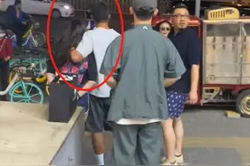 霍思燕与老公路边亲热互动！穿紧身短裤拉太高，秀一截白净大长腿图片
