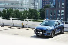 性能有取舍 选购按需求——福特锐际插电混动图片