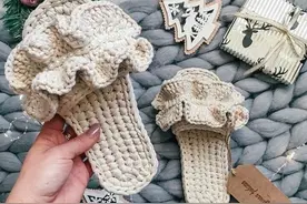 「针织作品」用粗棉线编织的木耳花边拖鞋图片