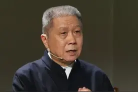 马未都：媳妇不同意搞收藏，我从家里随便拿了一个瓶子，卖了25万图片