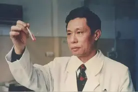 3首七律诗献给共和国勋章获得者钟南山院士，表达祝愿，看看吧图片