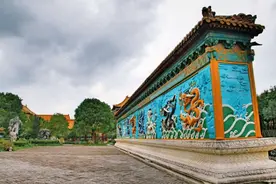 藏在故宫九龙壁上的秘密，连乾隆也没看出来，却被民国世人发现图片