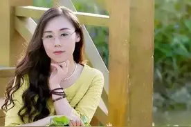 胭脂茉莉｜解析女诗人子非鱼短诗《夜色》图片