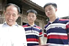 双胞胎一个清华一个北大，背后是父亲高品质的陪伴图片