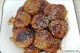 南瓜糯米饼，香甜软糯，好吃又解馋图片