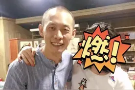 影帝张译瘦成"皮包骨"，晚饭只吃一粒包子馅，42岁头发秃顶像老头图片