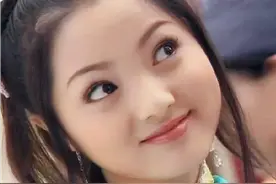 17岁演《少年包青天》，漂亮有灵气，深扒太师千金庞飞燕退圈之谜图片